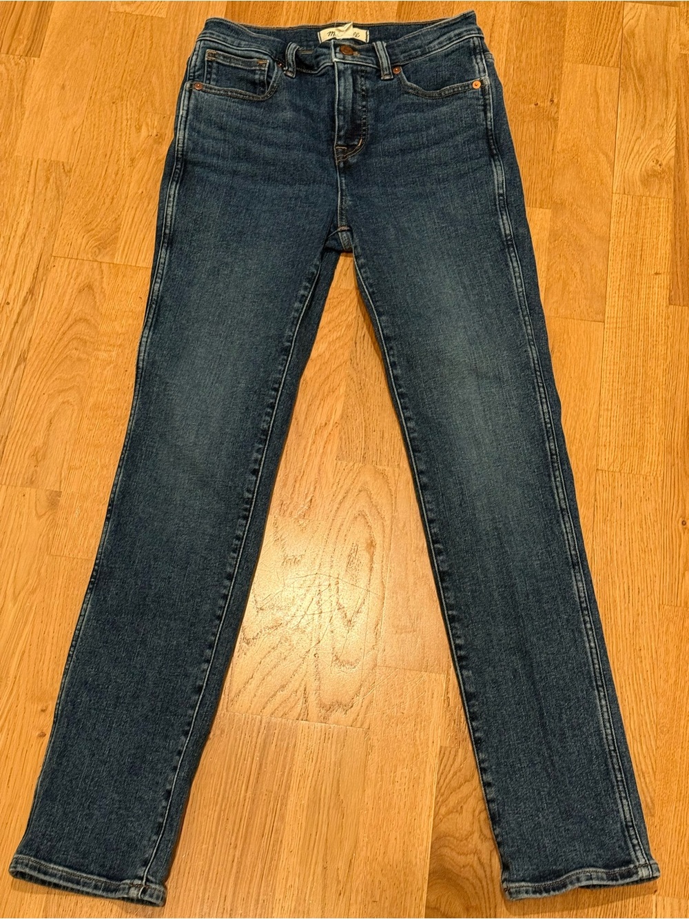 Madewell Women’s Straight Leg Jeans in Dark Blue Wash